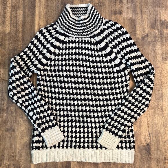 LOFT Chunky Knit Sweater Wool Blend Pullover Holiday Black White Size Small - Picture 3 of 10